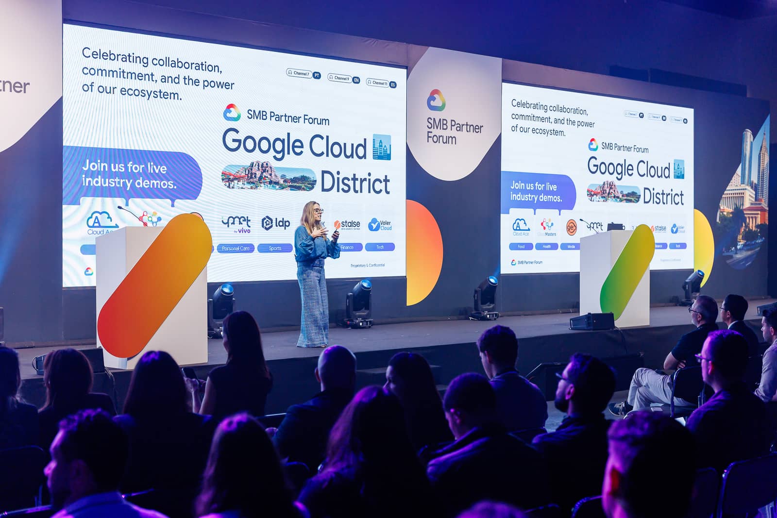 Sesión de Google Cloud District con demostraciones por industria